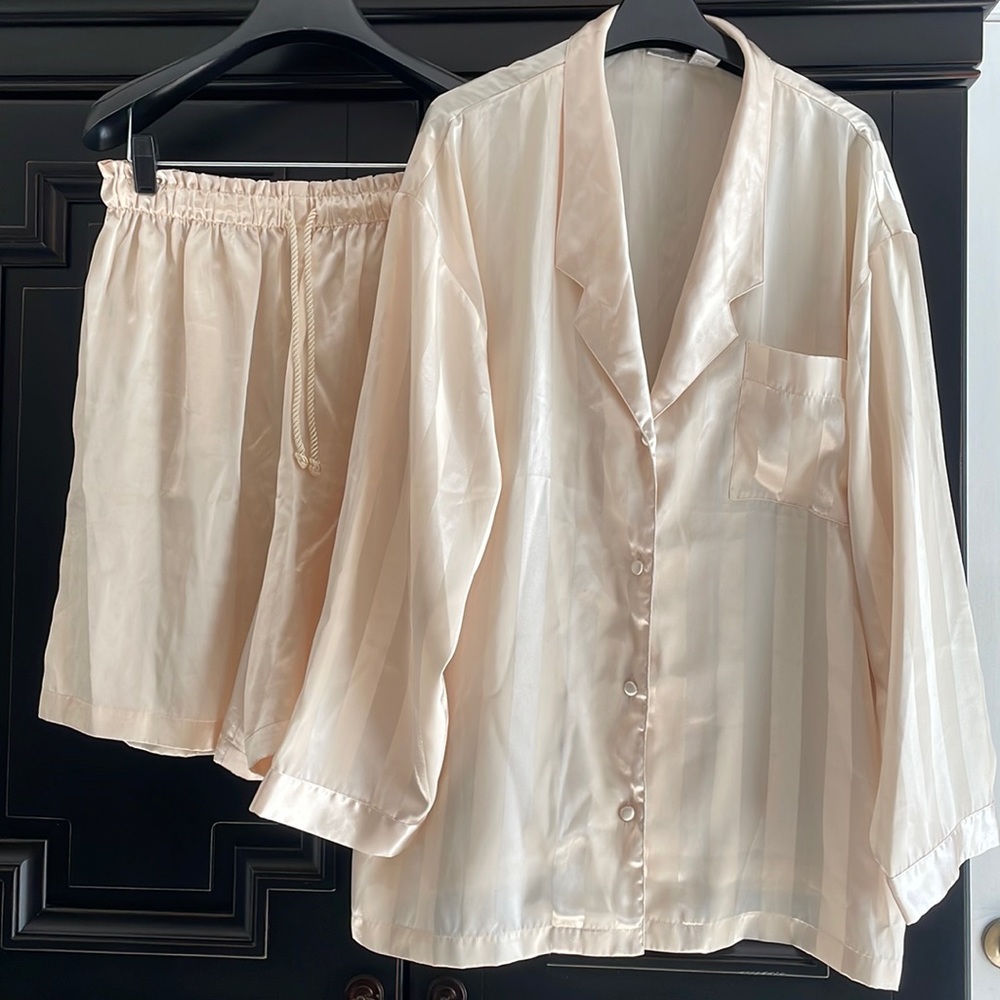 Cacique Cream Shorty Pajama Set L